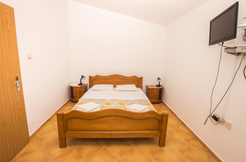 Apartments De Lara Utjeha-Bušat Eksteriør billede